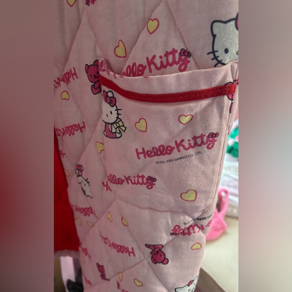 Hello Kitty Housecoat - Picture 4 of 4